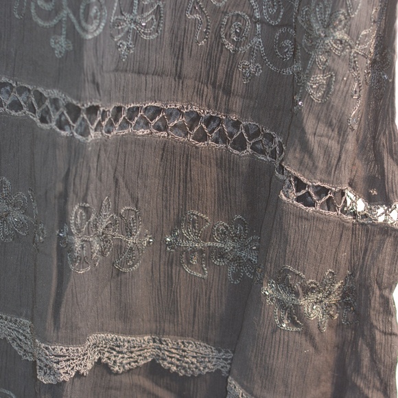 Black Raindrops Lace Embellished Dress SZ L - Picture 3 of 10